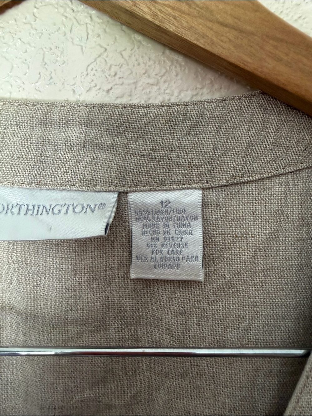 Vintage Worthington linen blend Sleeveless Button-Front Midi Dress in Beige - Picture 6 of 11